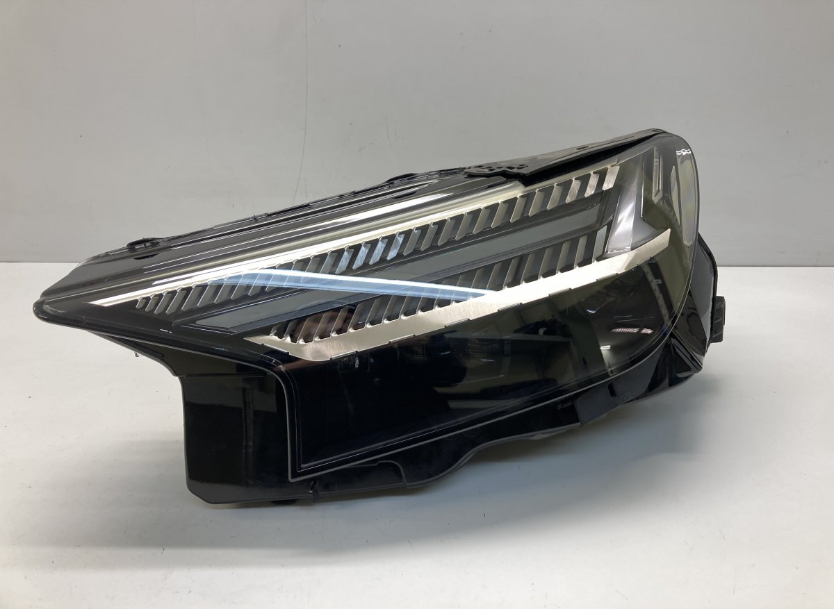 Audi Q4 e-tron 89A941035 L265739 Headlight left AUDI Q4 E-TRON (F4B, F4N) (2020-) Part codes: 89A941035, L265739
Generation: Q4 E...