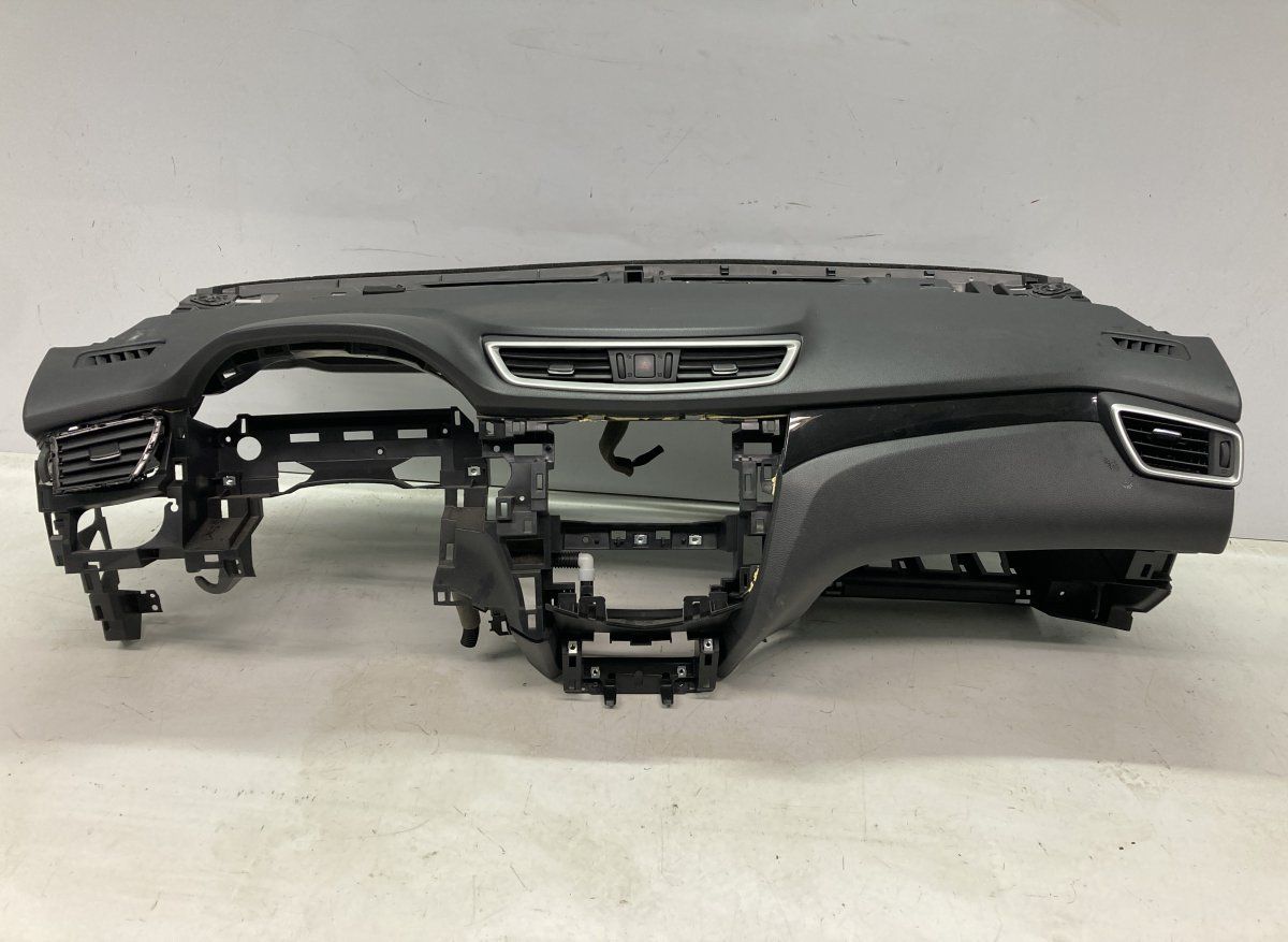 682004EH9B P10010A7750015 Панель приборов NISSAN QASHQAI II (J11) (2013-2021)