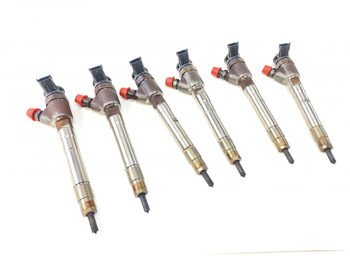 Jeep Grand Cherokee (WK) Fuel injector set 0445110523 Fuel injector set JEEP GRAND CHEROKE...