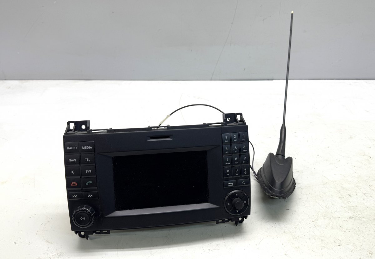 Volkswagen Crafter Radio 9069006200 A9069014101 Radio VW CRAFTER I (2E) ...