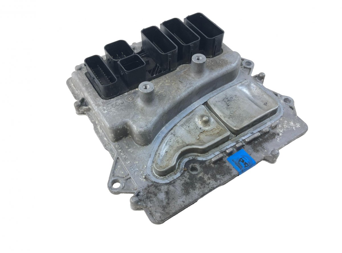 BMW 5 (F10 / F11) 0261S08261 Engine Control Unit / module (ECU) BMW 5 (F10, F11) (2010-2017) Part codes: 0261S08261, 12147647395, 1214764306...