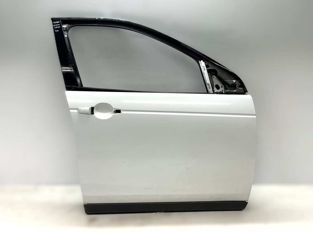 Land Rover Discovery Door Front Right LR061282 Door Front Right LAND ROVER DISCOVERY ...