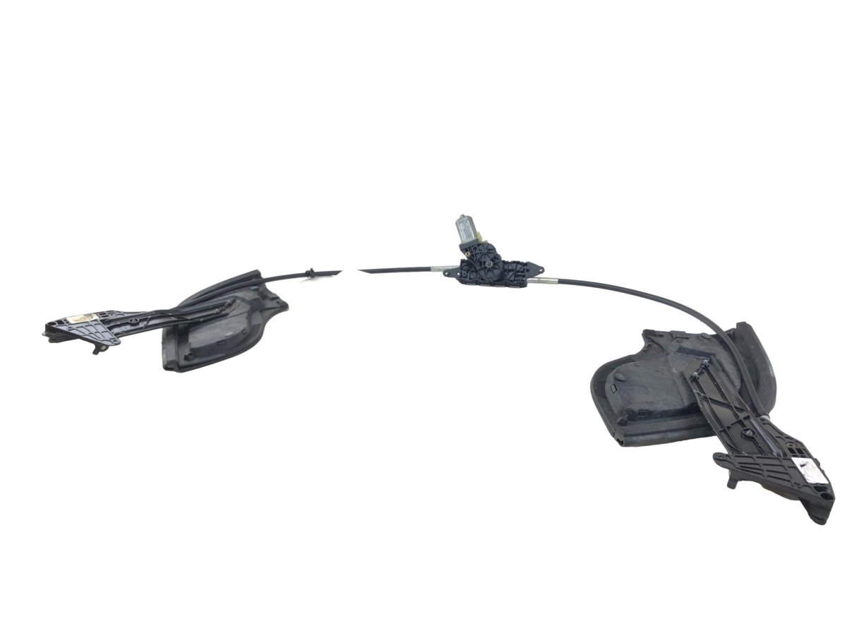 Mercedes-Benz A (W168) Parcel shelf actuator / motor 120448100 120447600 Parcel shelf actuator / mot...