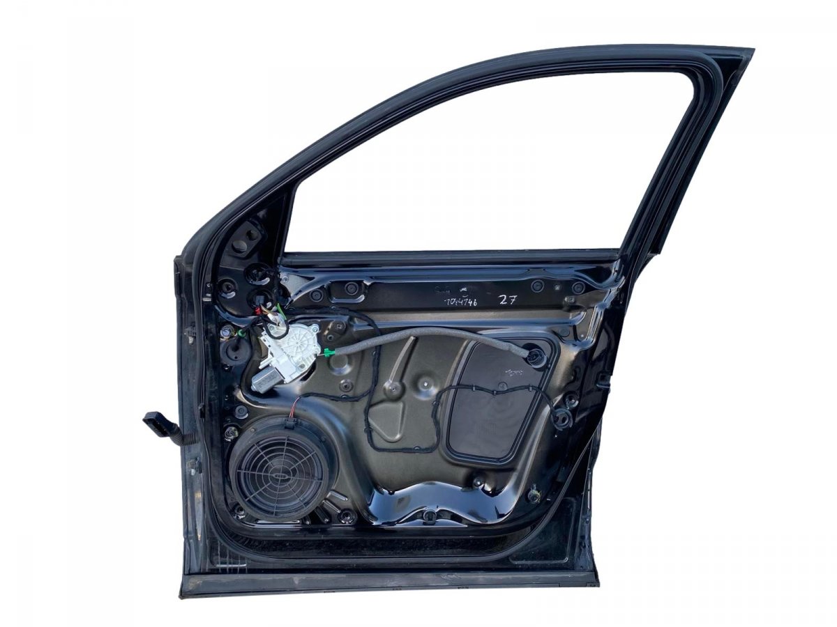 Audi Q3 (8U) Door Front Right 8U0831052C Door Front Right AUDI Q3 (8U) (2011-...