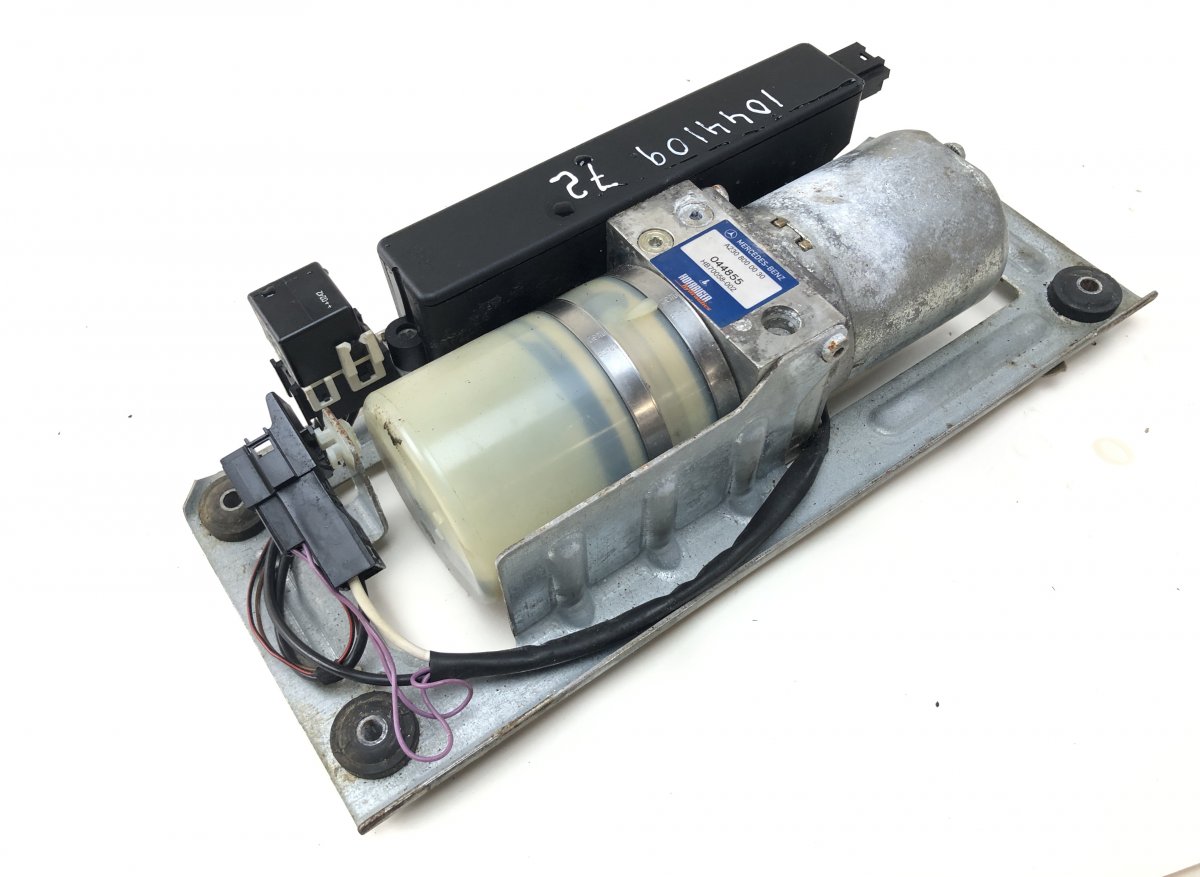Mercedes-Benz A (W168) Convertible Top motor HB70058-002 HB70058002 Convertible Top motor ME...