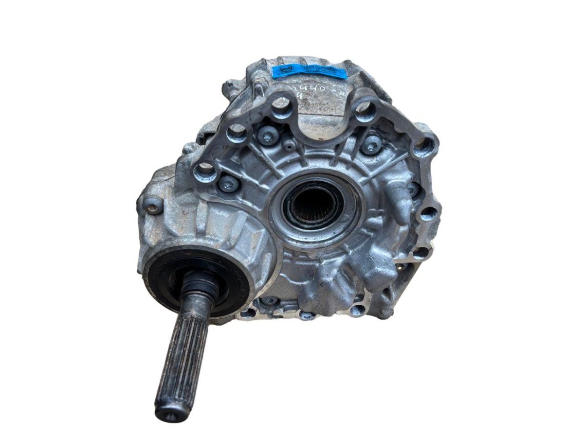 Mercedes-Benz A (W176) Vahekast / nurkreduktor A7252804000 Transfer Box MERCEDES-BENZ E-CLASS ...