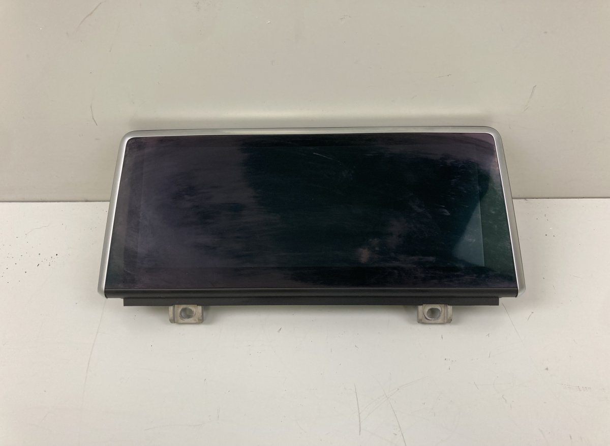 BMW 2 (F22 / F23) Dash screen