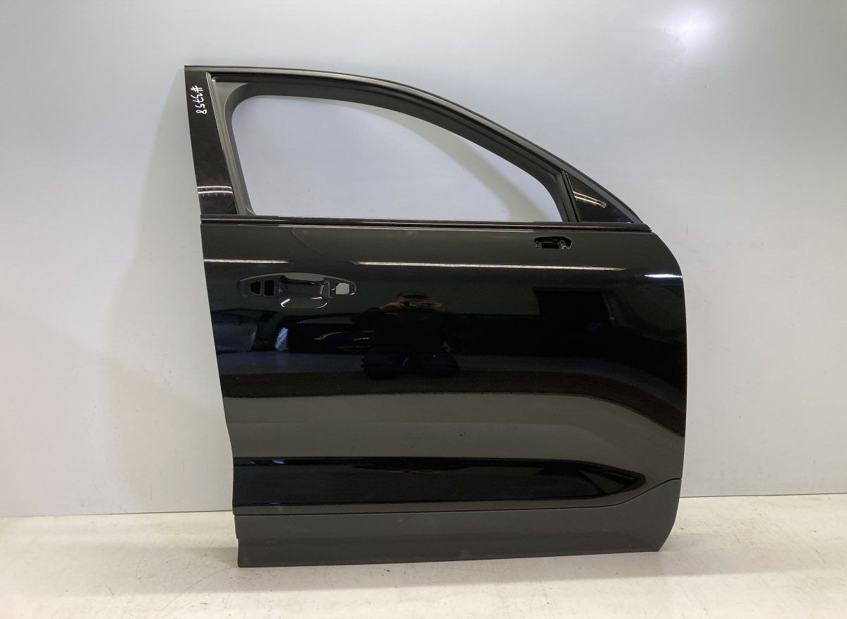 32399005 Door Front Right VOLVO XC40 / EX40 / EC40 (536, 539) (2017-)