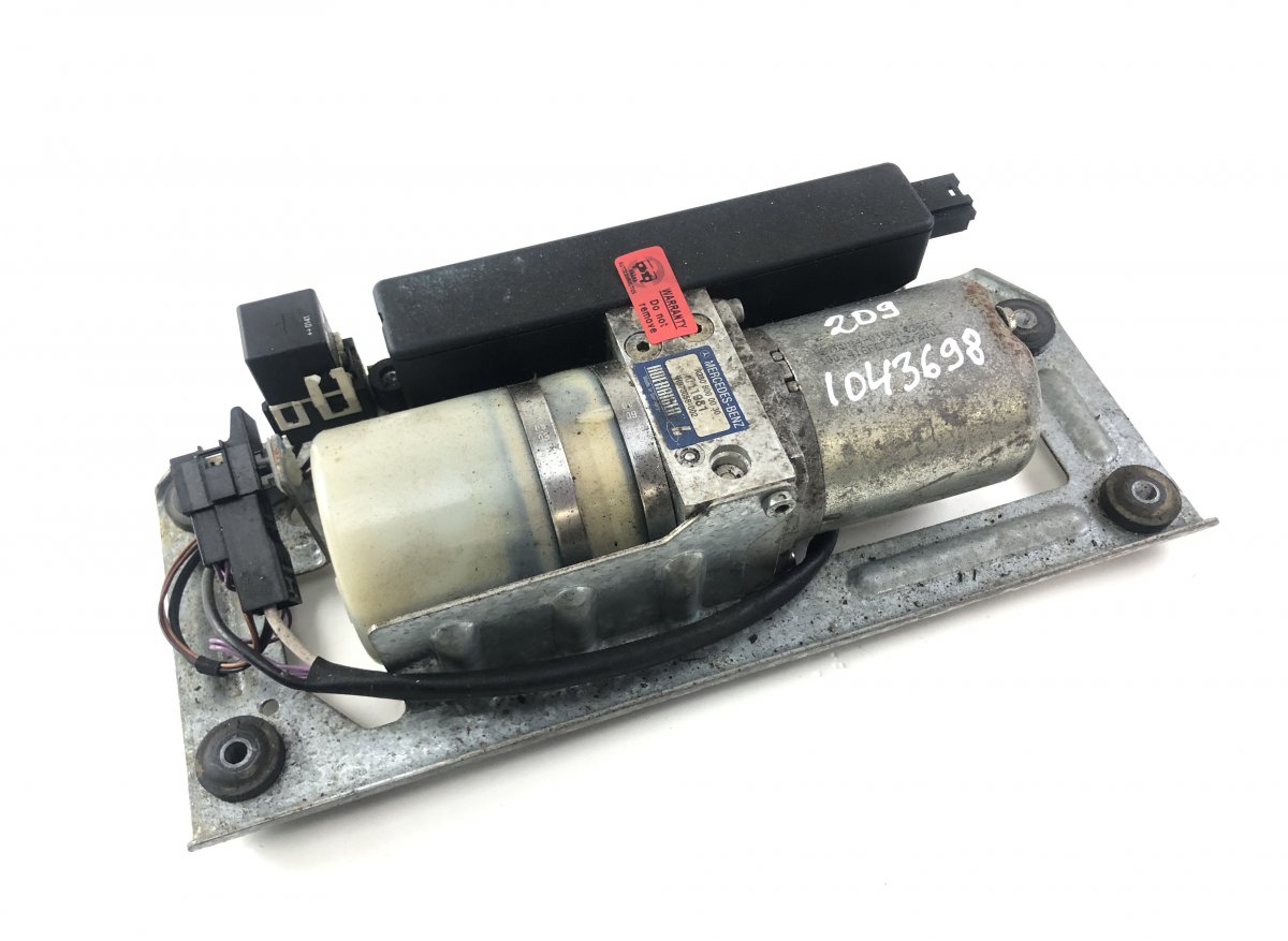 Mercedes-Benz A (W168) Convertible Top motor HB70058-002 HB70058002 Convertible Top motor ME...