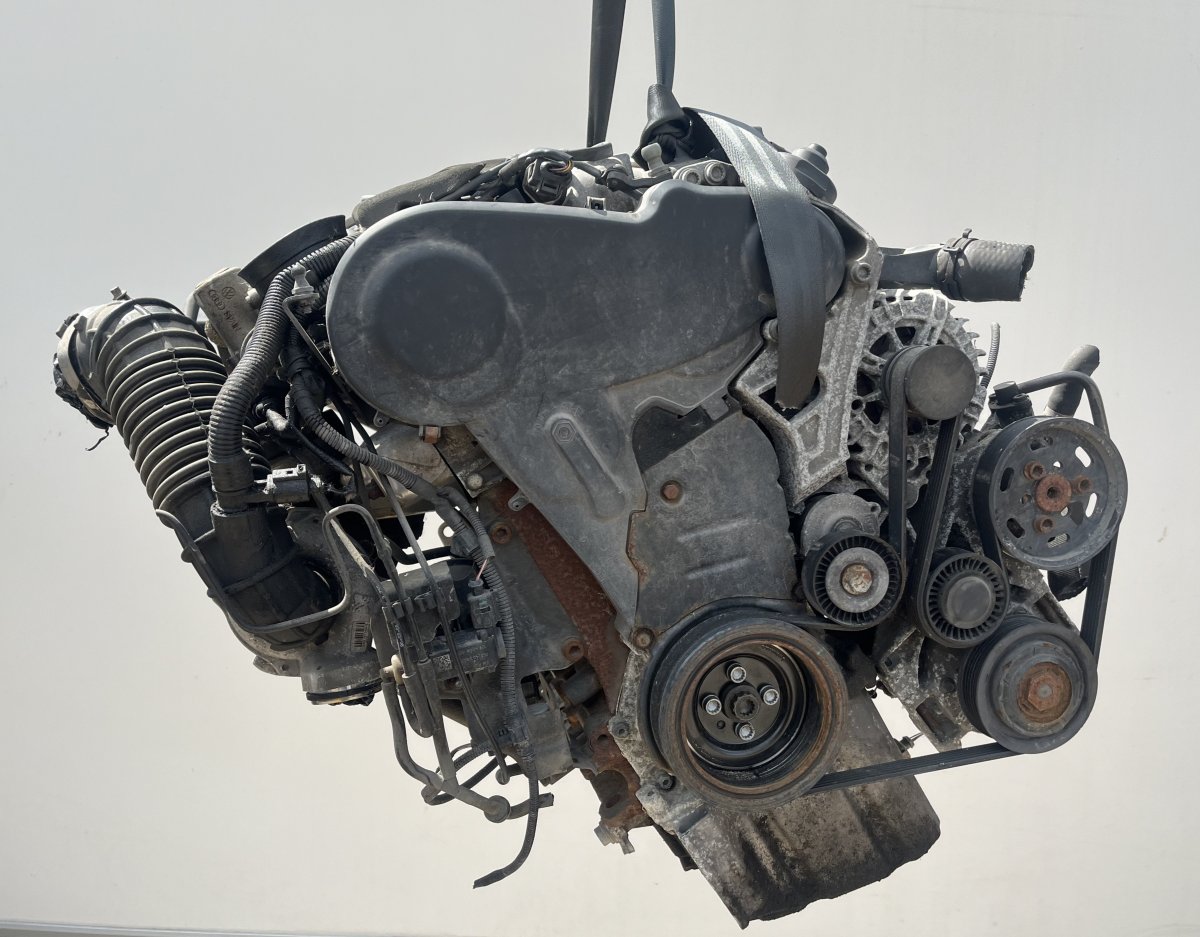 Audi A4 (B8) Engine CAGC 03L100090AX Engine AUDI A4 / A4 ALLROAD (B...