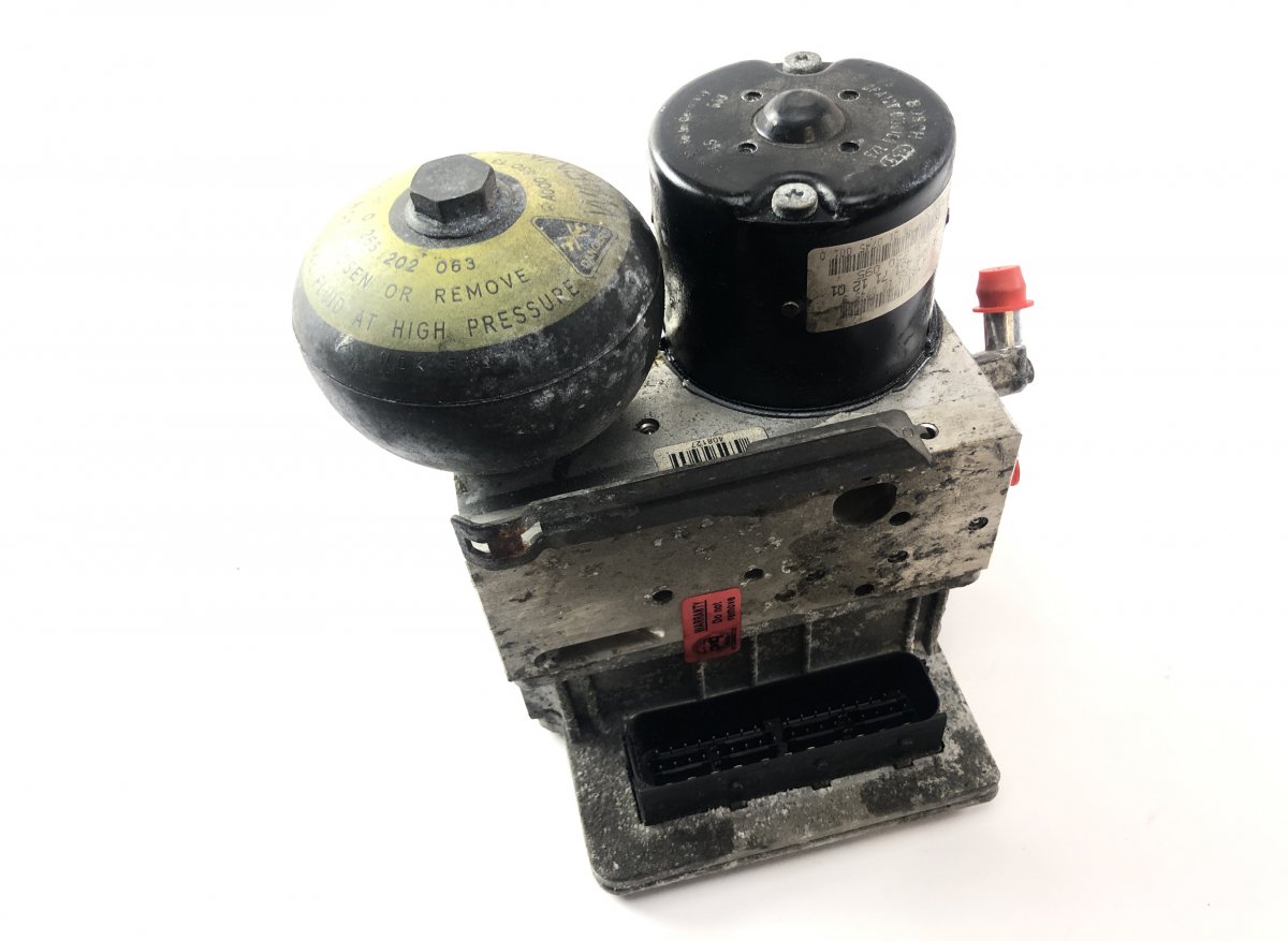 Mercedes-Benz A (W168) ABS hydraulic unit / pump 0265250010 0265960012 0130108093 0265960035 026...