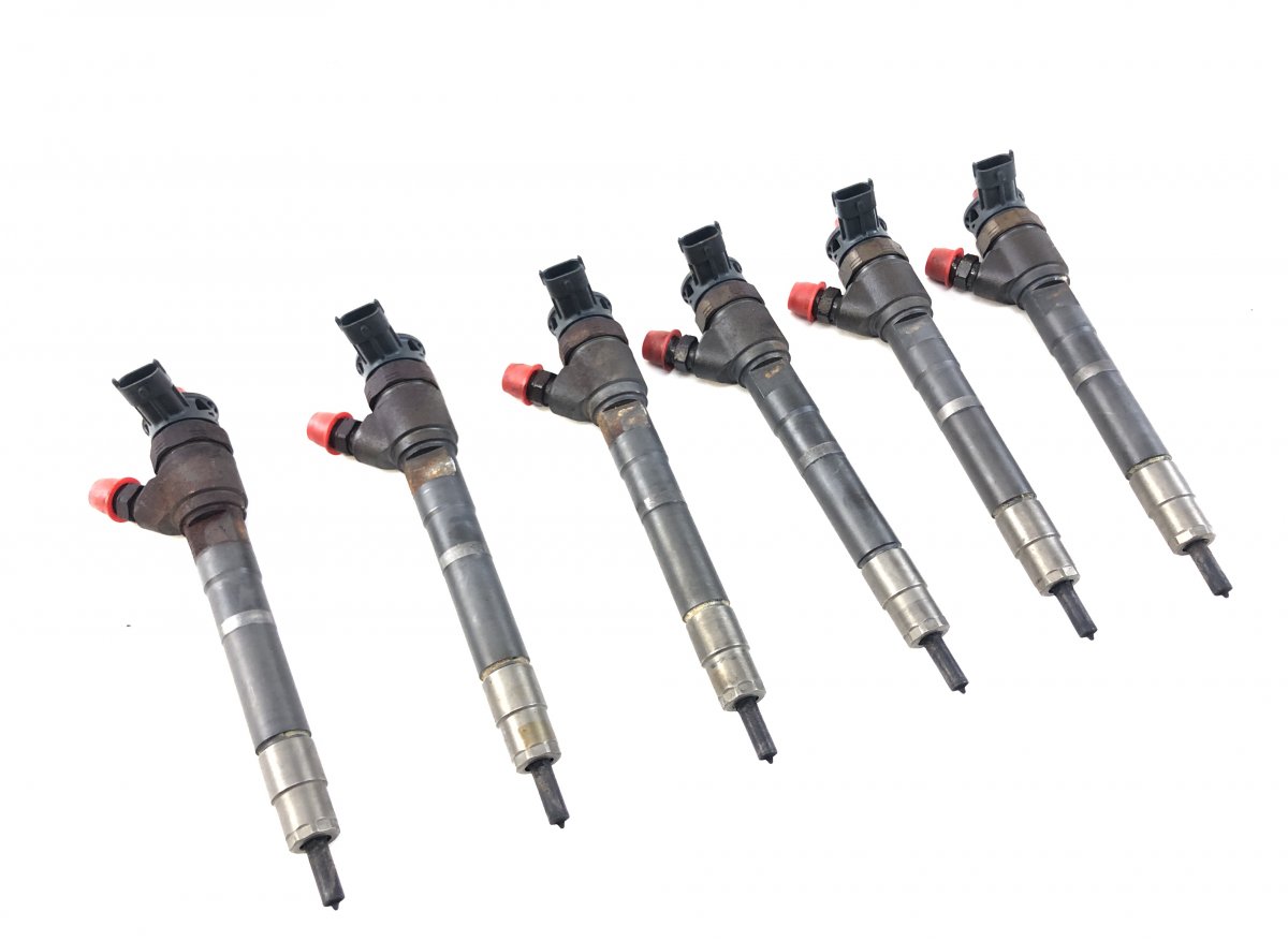Jeep Grand Cherokee (WK) Fuel injector set 0445110430 4047025197144 0046328576 0986435214 ...