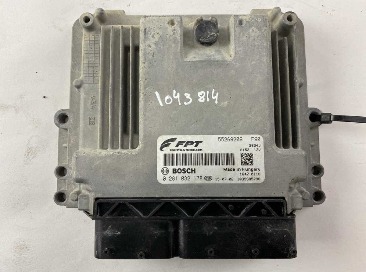 Fiat Doblo (263) Engine Control Unit / module (ECU) 0281032178 Engine Control Unit / module (ECU) F...
