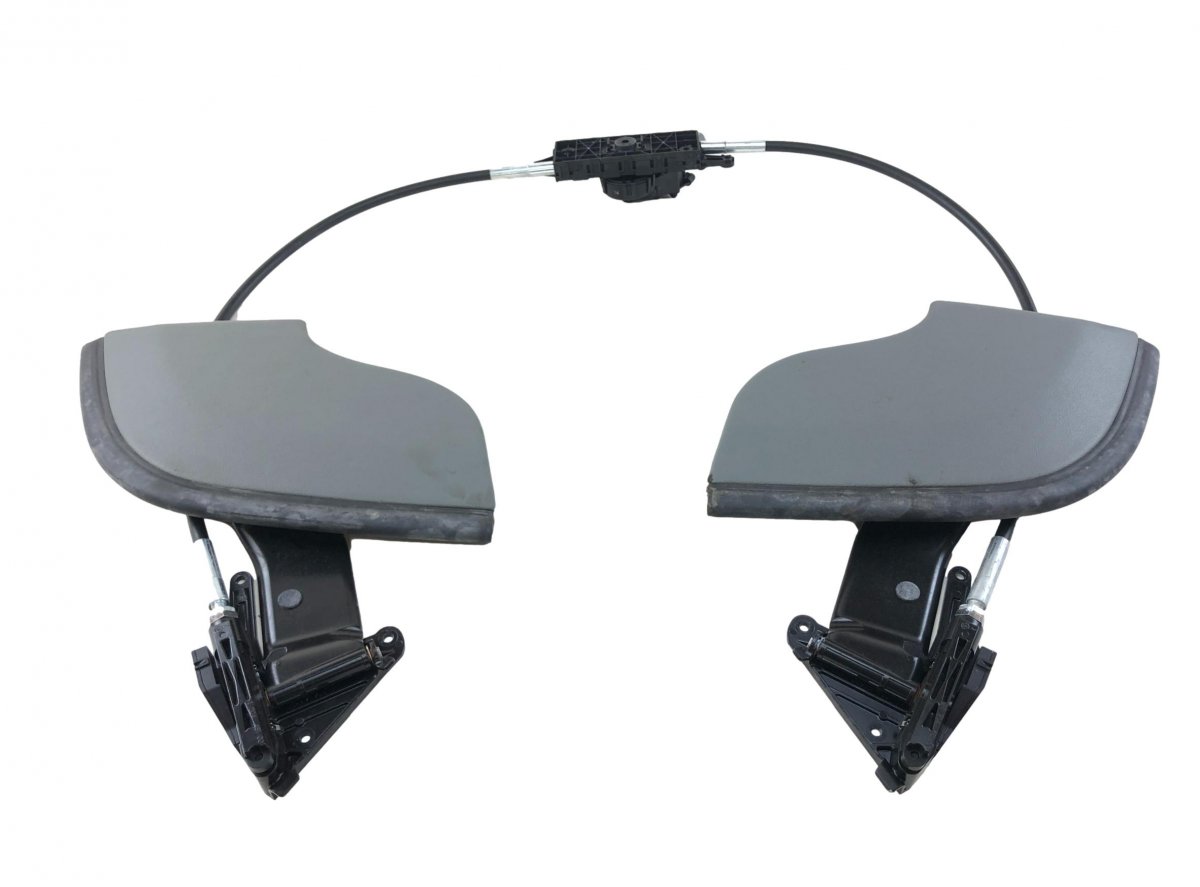 Mercedes-Benz A (W168) Parcel shelf actuator / motor 120448100 120447600 Parcel shelf actuator / mot...