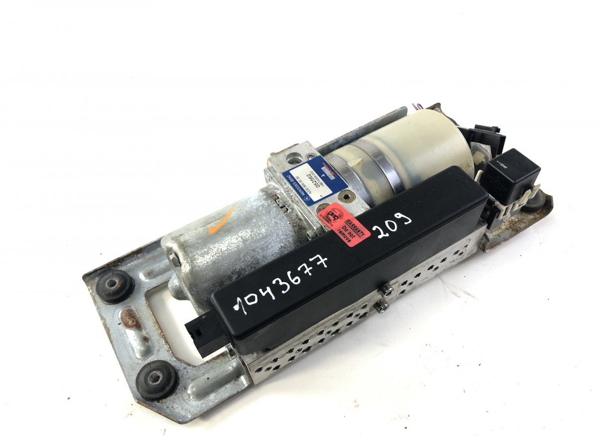 Mercedes-Benz A (W168) Convertible Top motor HB70058-002 HB70058002 Convertible Top motor ME...