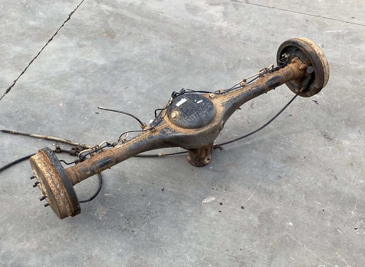 Mitsubishi L200 Rear Axle Complete 3501A594 3711A351 Rear Axle Complete MITSUBISHI...