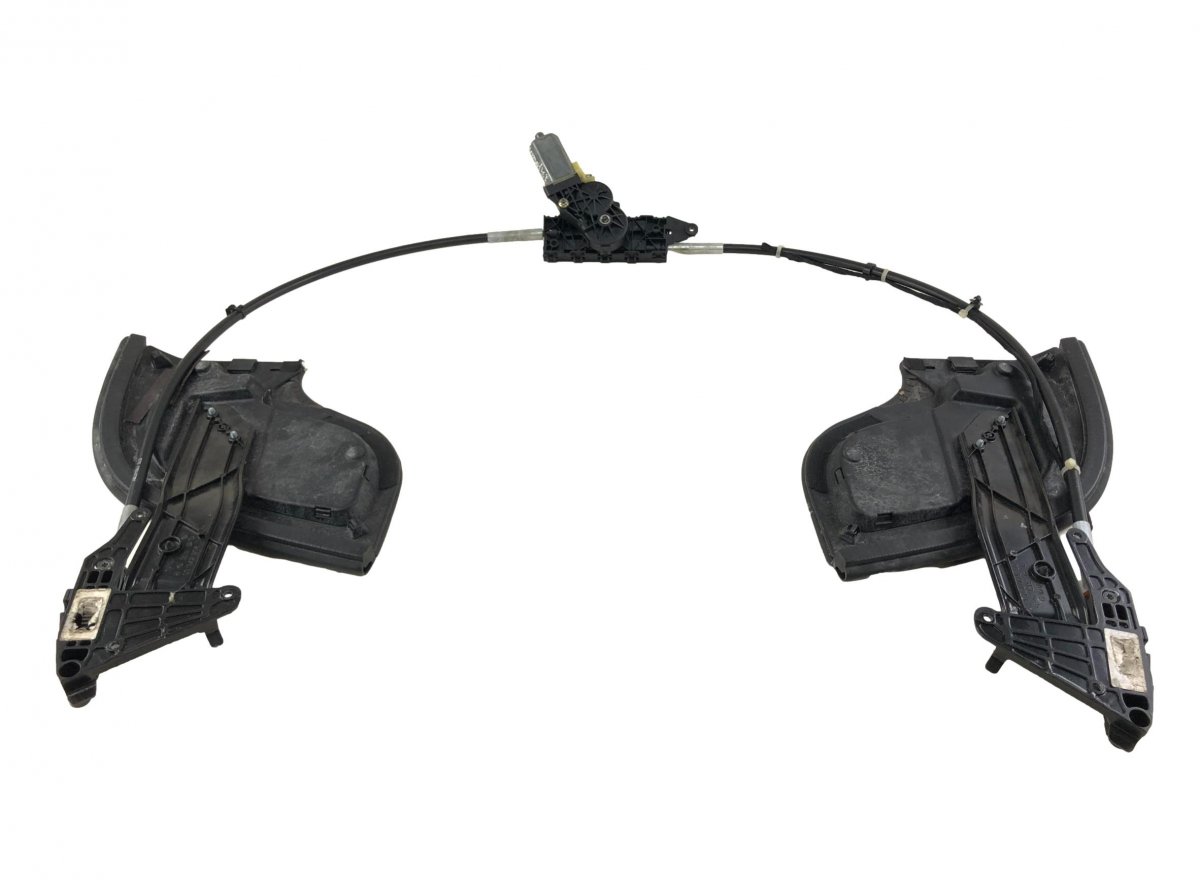 Mercedes-Benz A (W168) Parcel shelf actuator / motor 120448100 120447600 Parcel shelf actuator / mot...
