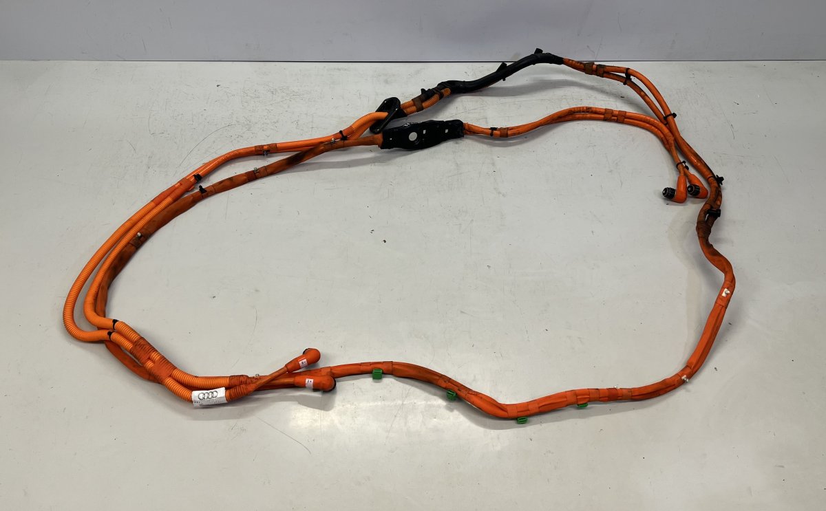 Audi A6 (C7) Battery Cable 4G0971015B Battery Cable AUDI A6 / A6 ALLROAD (...