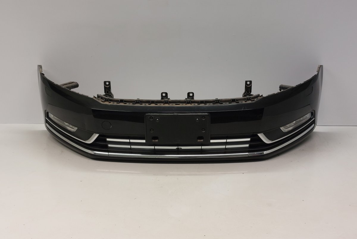 Volkswagen Passat (B7) front bumper