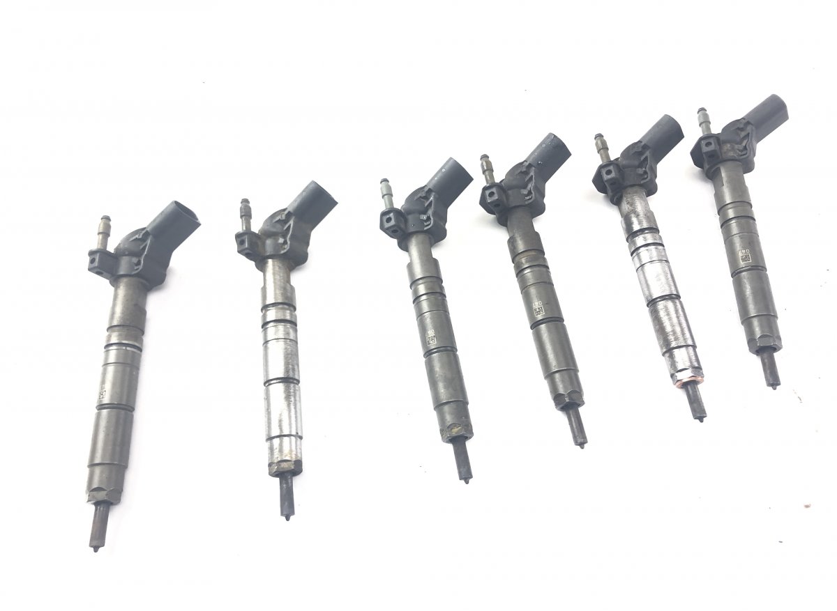 Mercedes-Benz C (W204) Fuel Injector 0445116025 0445116026 0986435404 Fuel Injector ...