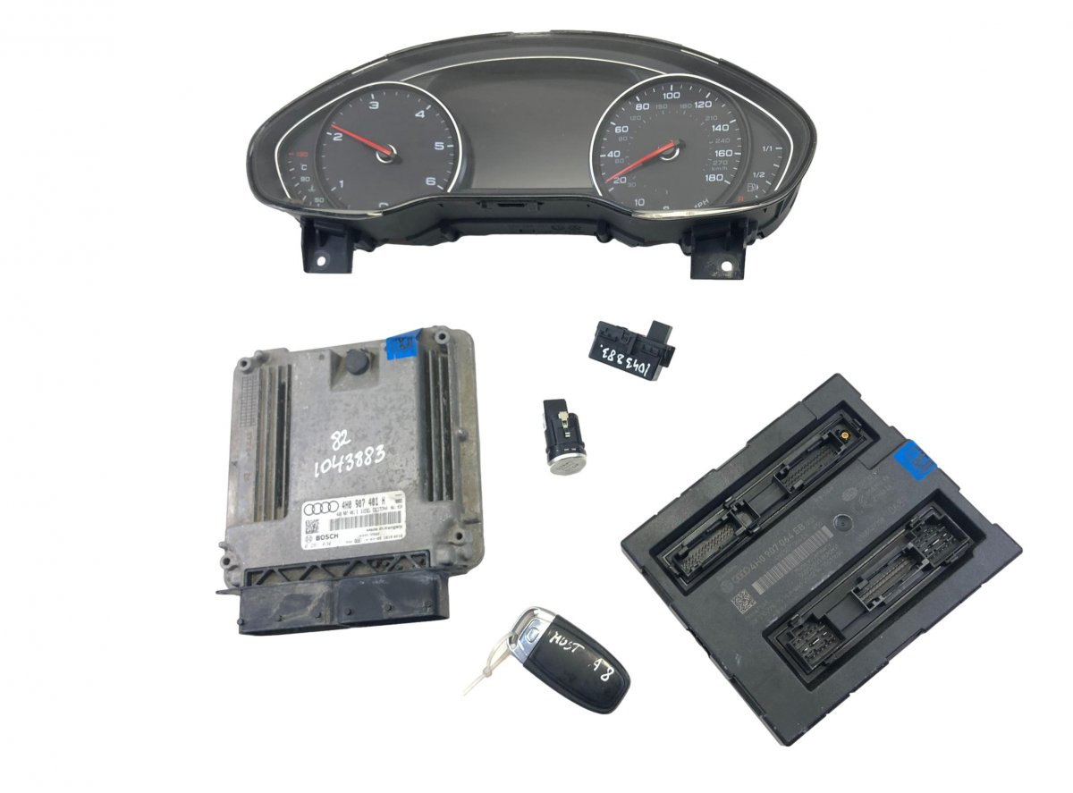 Audi A8 (D4) Engine Control Unit / module (ECU) 02812030131 0263670151 Engine Control Unit / mo...
