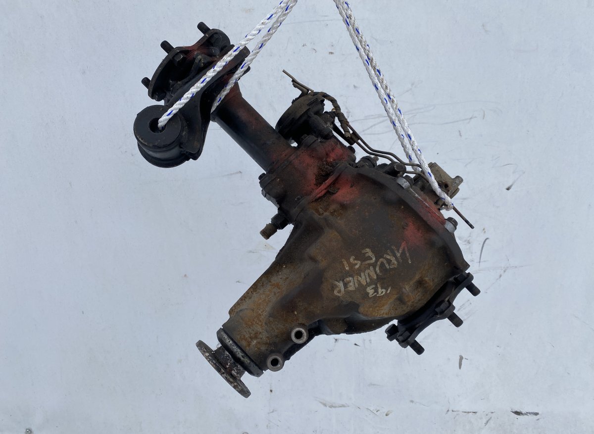 Toyota 4Runner (N180) Дифференциал переднего моста 41101-35060 4111035530 41110-35530 Front axle D...