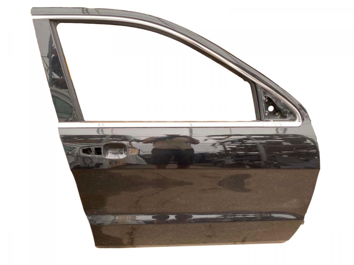 Jeep Grand Cherokee (WK) Door Front Right 68274938AD Door Front Right JEEP GRAND CHEROKEE...