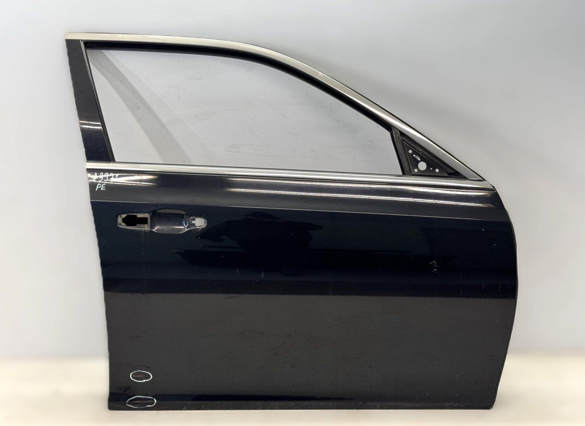 68127960AA Door Front Right CHRYSLER 300C II (2010-2023)