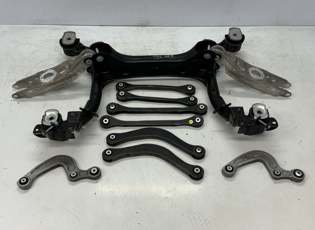 Audi A4 (B8) Rear axle beam 8W0505235AA 8W0505311E 8W0505323F 8W0505324F 4M...
