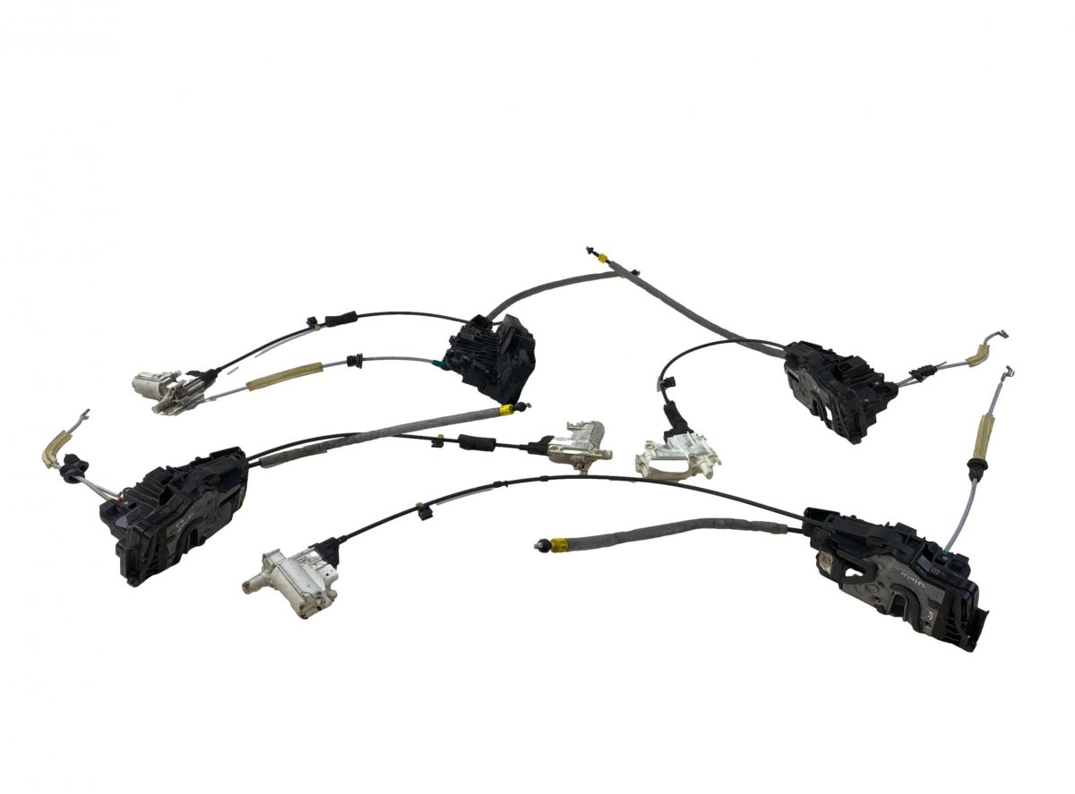 Mercedes-Benz A (W176) Set of door locks (latches) A0997200501 A0997200601 A0997308100 A0997308200...