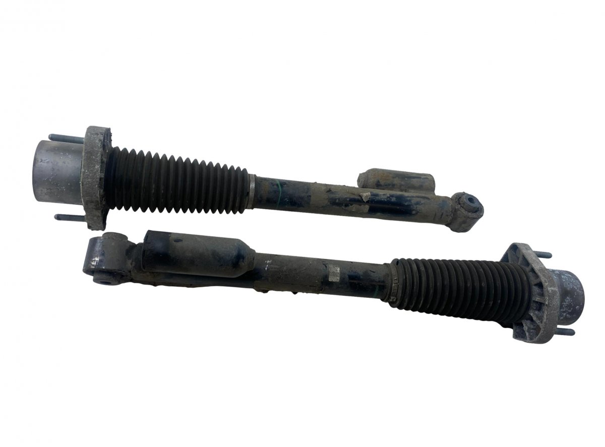 Land Rover Range Rover (L405) Shock absorber set, rear LR034266 LR034271 Shock absorber set, rear LAND...