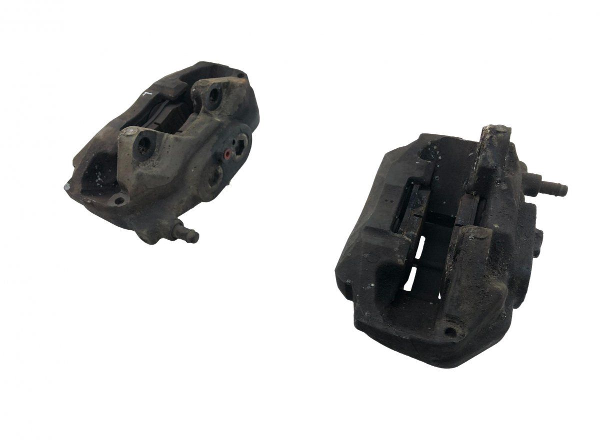 4775022460 4778130260 Brake caliper front set LEXUS GS III (2005-2011)