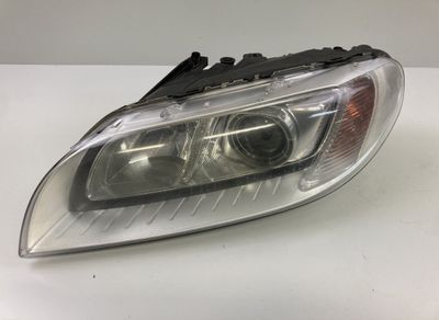 31420013 6336500001 Strålkastare vänster VOLVO XC70 II (2007-2016)