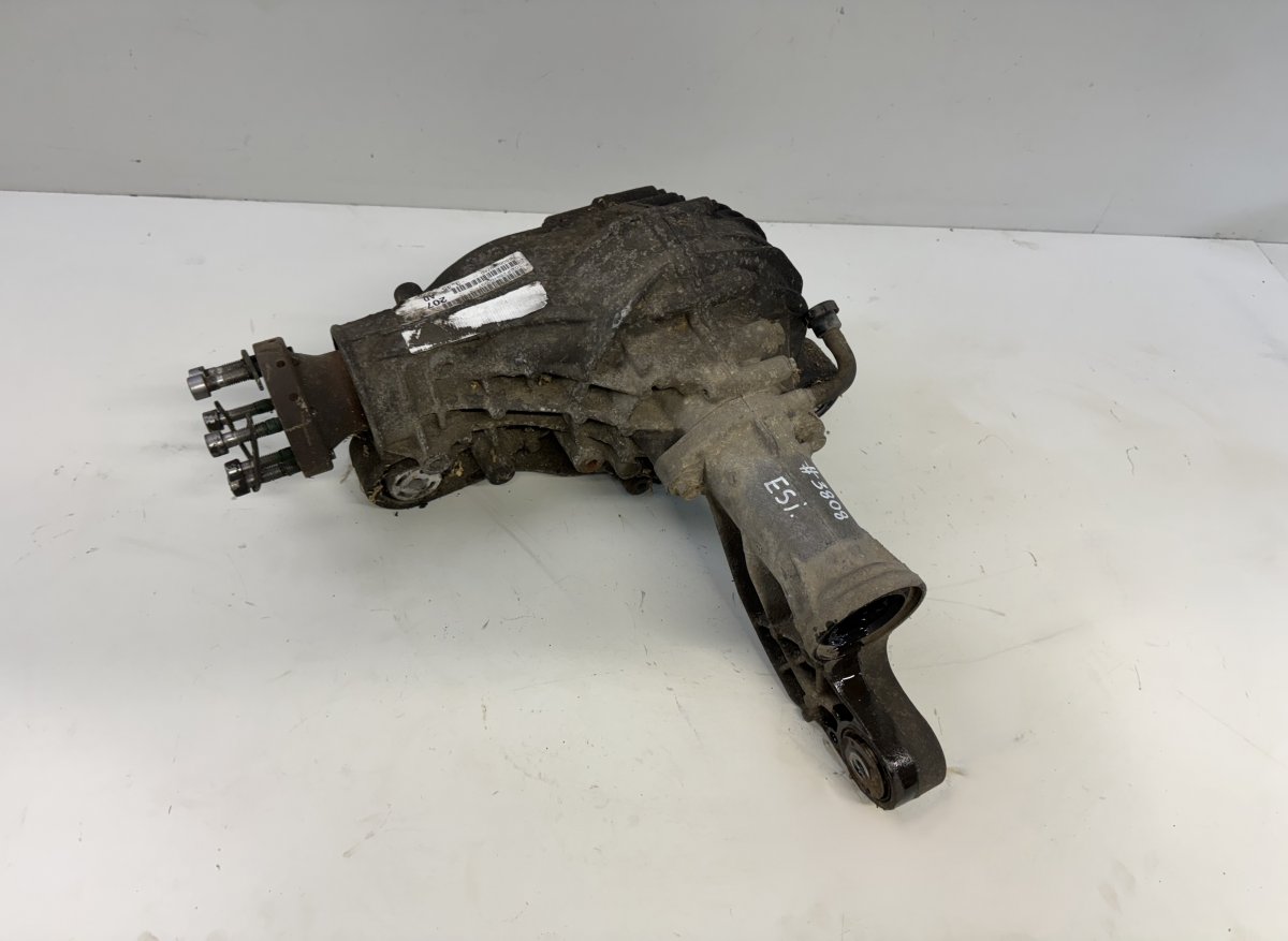 Jeep Grand Cherokee (WK) Etuakselin tasauspyörästö 68060207AD Front axle Differential JEEP GRAND C...