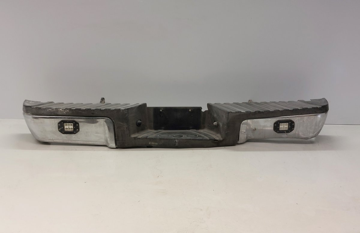 Ford F-250, Super Duty rear bumper