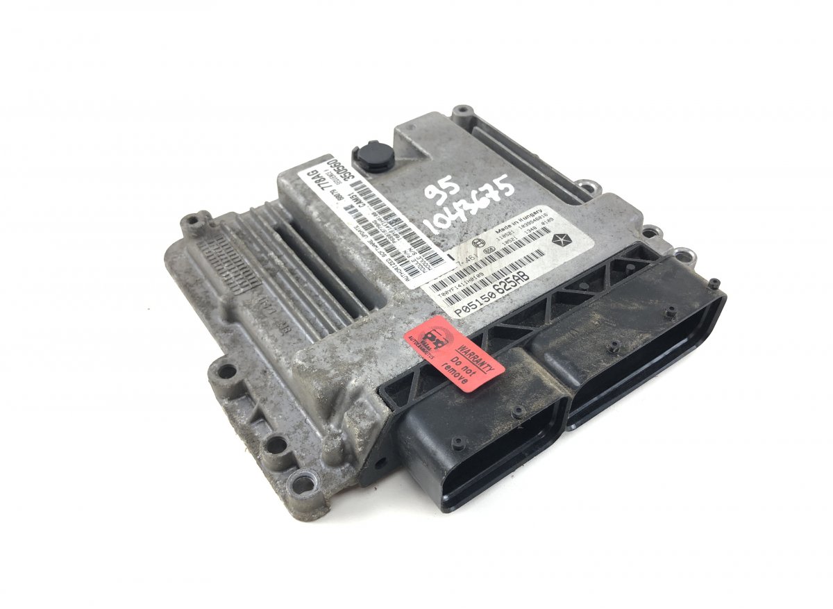 Jeep Grand Cherokee (WK) Engine Control Unit / module (ECU) 0281018384 Engine Control Unit / module (ECU) J...