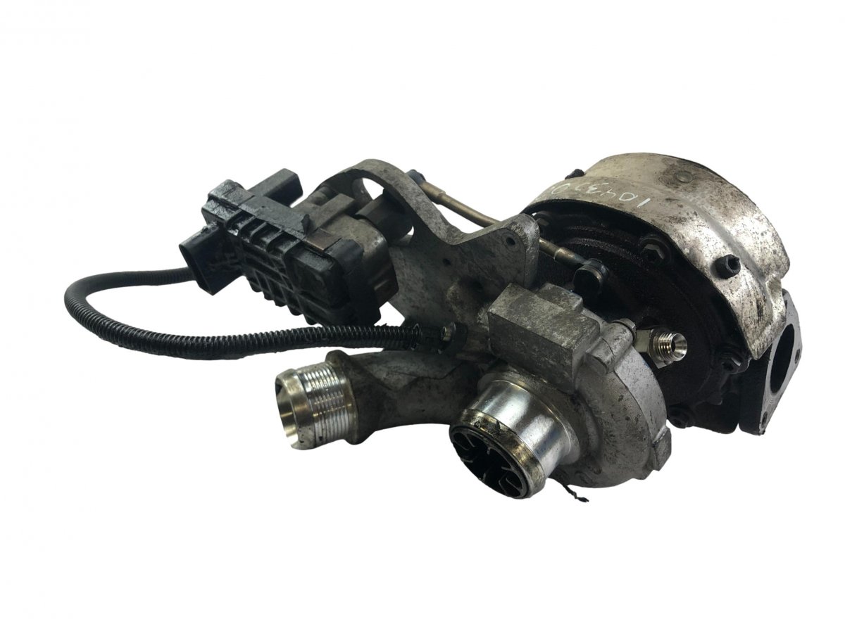 Volkswagen Touareg Turbocharger 057145873AD Turbocharger VW TOUAREG II (7P) (20...