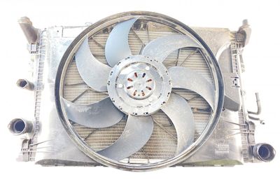 A2049066802 A2045000303 Radiateur MERCEDES-BENZ CLASSE C (W204) (2007-2013)