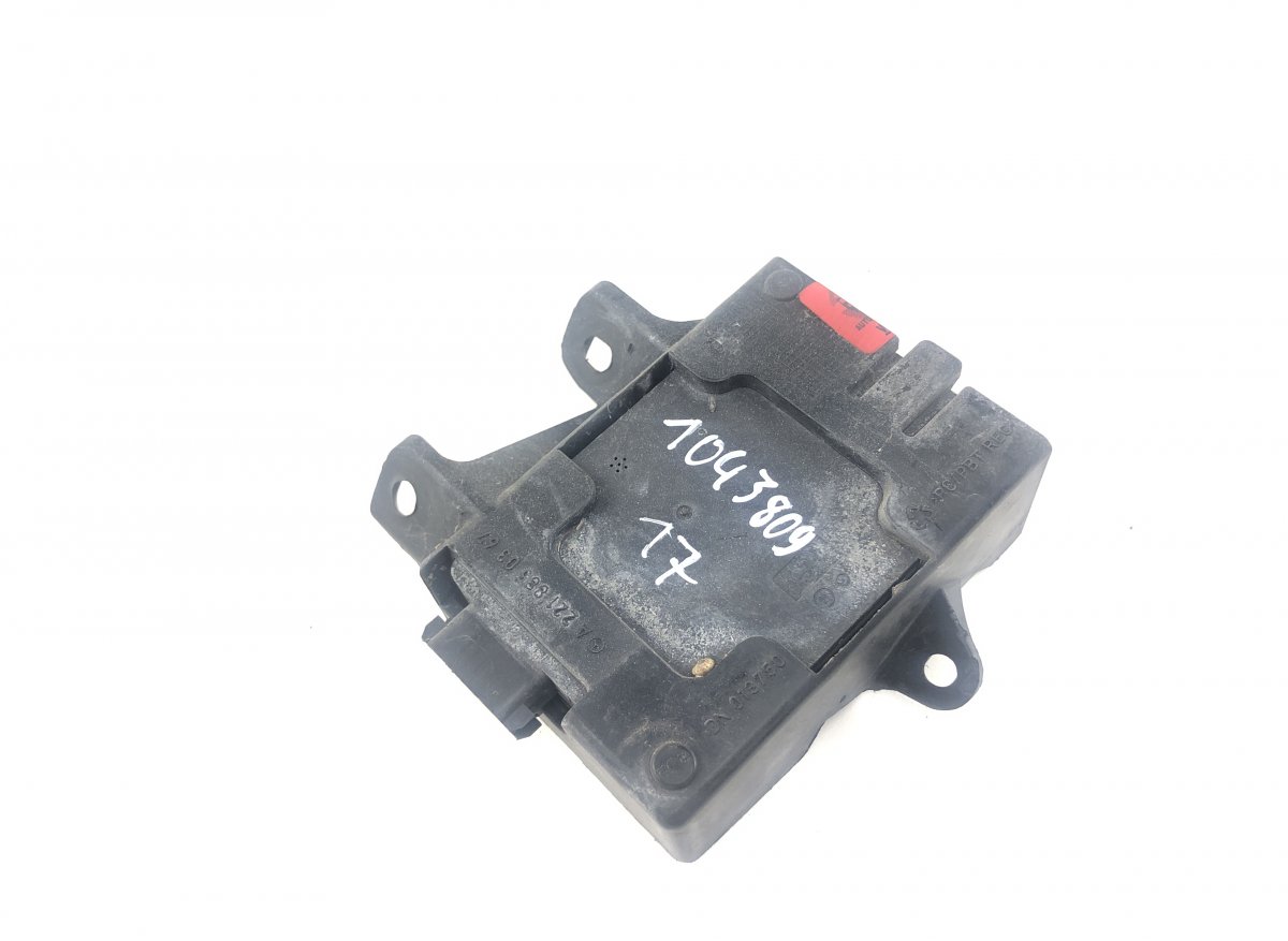 Mercedes-Benz A (W169) Distronic radar / sensor A0025409117 Distronic radar / sensor MERCEDES-B...