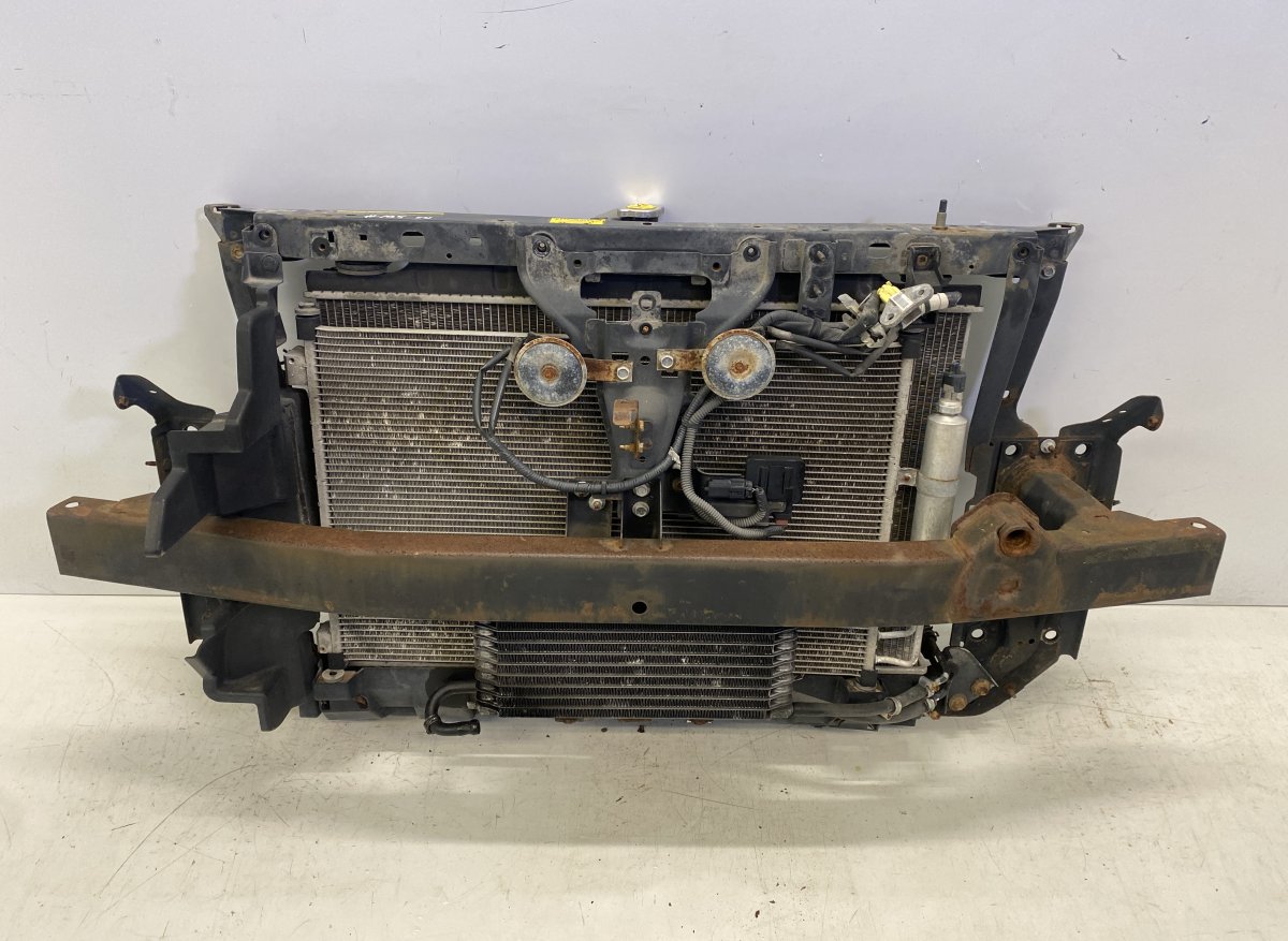 Nissan X-Trail Front panel 62530JG30A 62521JG00B 62520JG00A 62511JG00A 625...