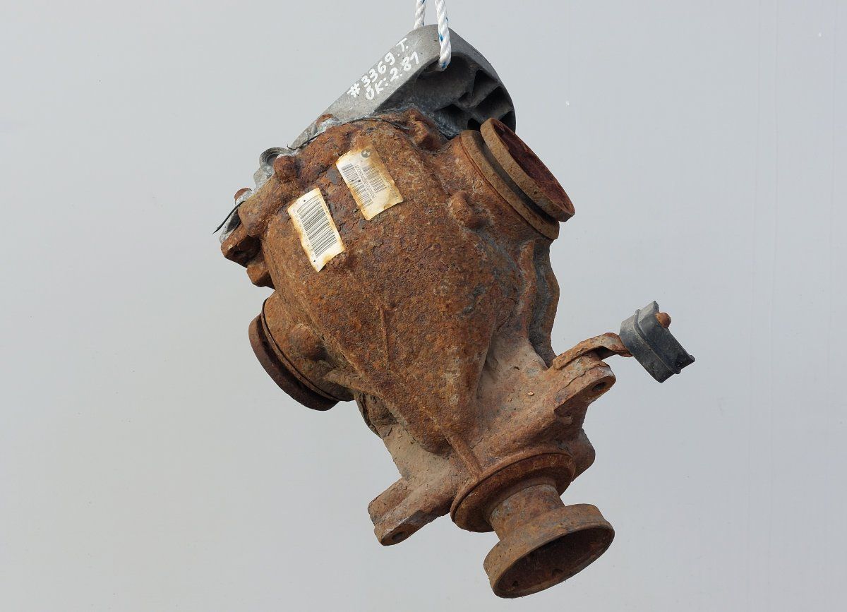 33107532050 Rear axle differential BMW 7 (E65, E66) (2001-2009)