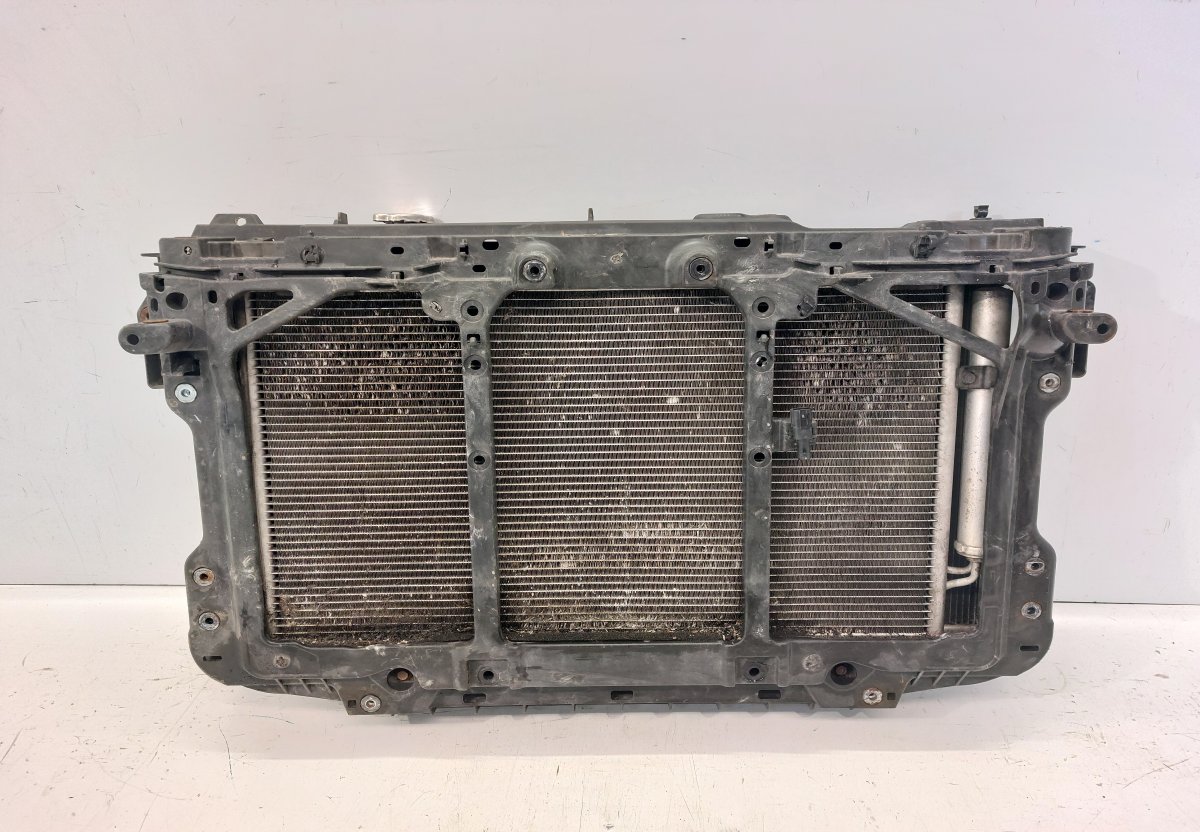 Mazda 3 (BM / BN) Front panel 223000-3373 2230003373 Front panel MAZDA 3 III ...