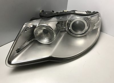 1ZS00945201 Strålkastare vänster VW TOUAREG I (7L) (2002-2010)