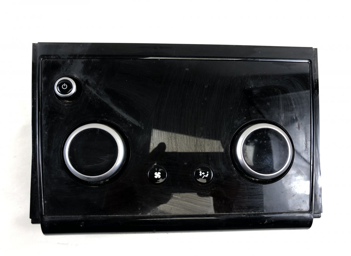 Land Rover Discovery Heater control panel