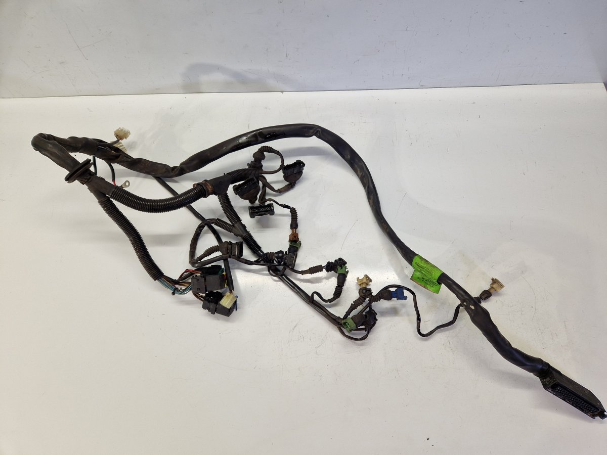 Maserati Quattroporte Engine wiring harness 373700106 Engine wiring harness MASERATI QUATTR...