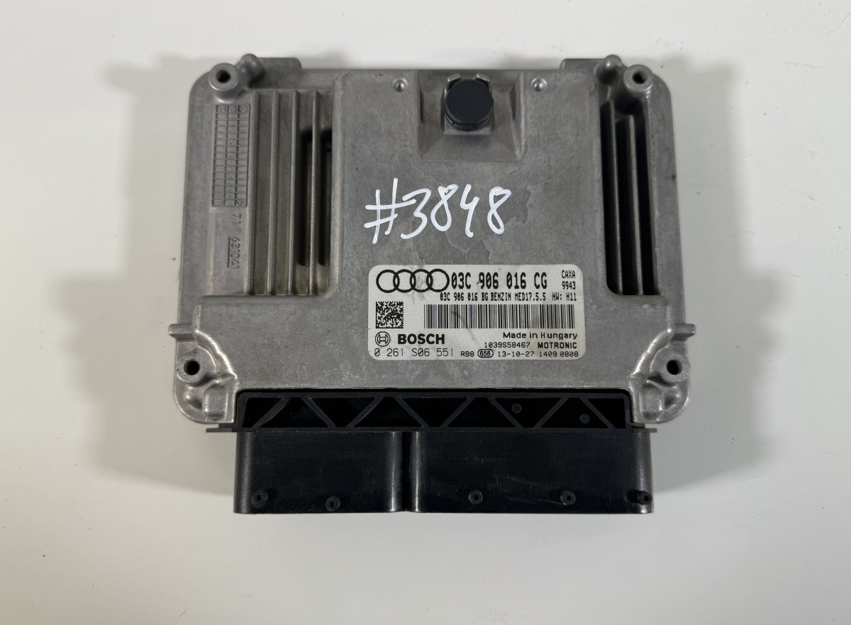Audi A1 (8X) Engine Control Unit / module (ECU) 03C906016CG 0261S06551 Engine Control Unit / mo...