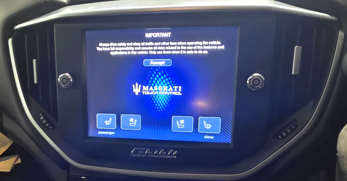 Maserati Ghibli Radio 670030197 Radio MASERATI GHIBLI III (M157) (201...