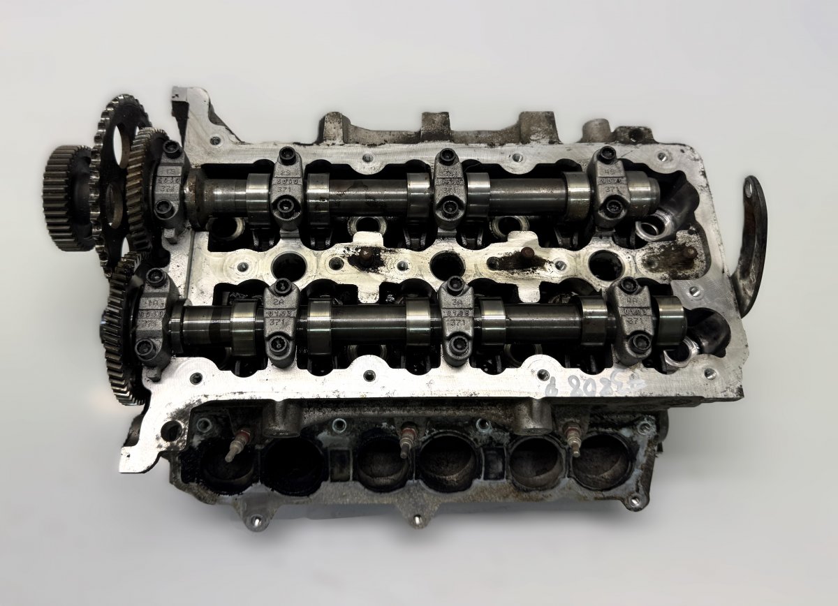 Jeep Grand Cherokee (WK) sylinterikansi 68147256AA Cylinder Head JEEP GRAND CHEROKEE IV...