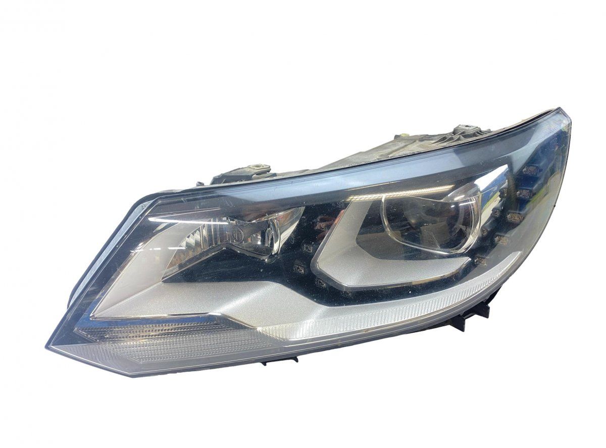 1ZS01074817 1ZS010748-17 Headlight left VW TIGUAN I (5N) (2007-2018)