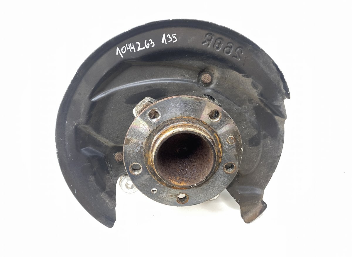 Peugeot 508 Wheel bearing housing rear right 9818195380 Wheel bearing housing rear right PEU...
